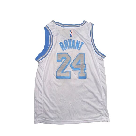 Los Angeles Lakers Kobe Bryant Jersey - Picture 2 of 4